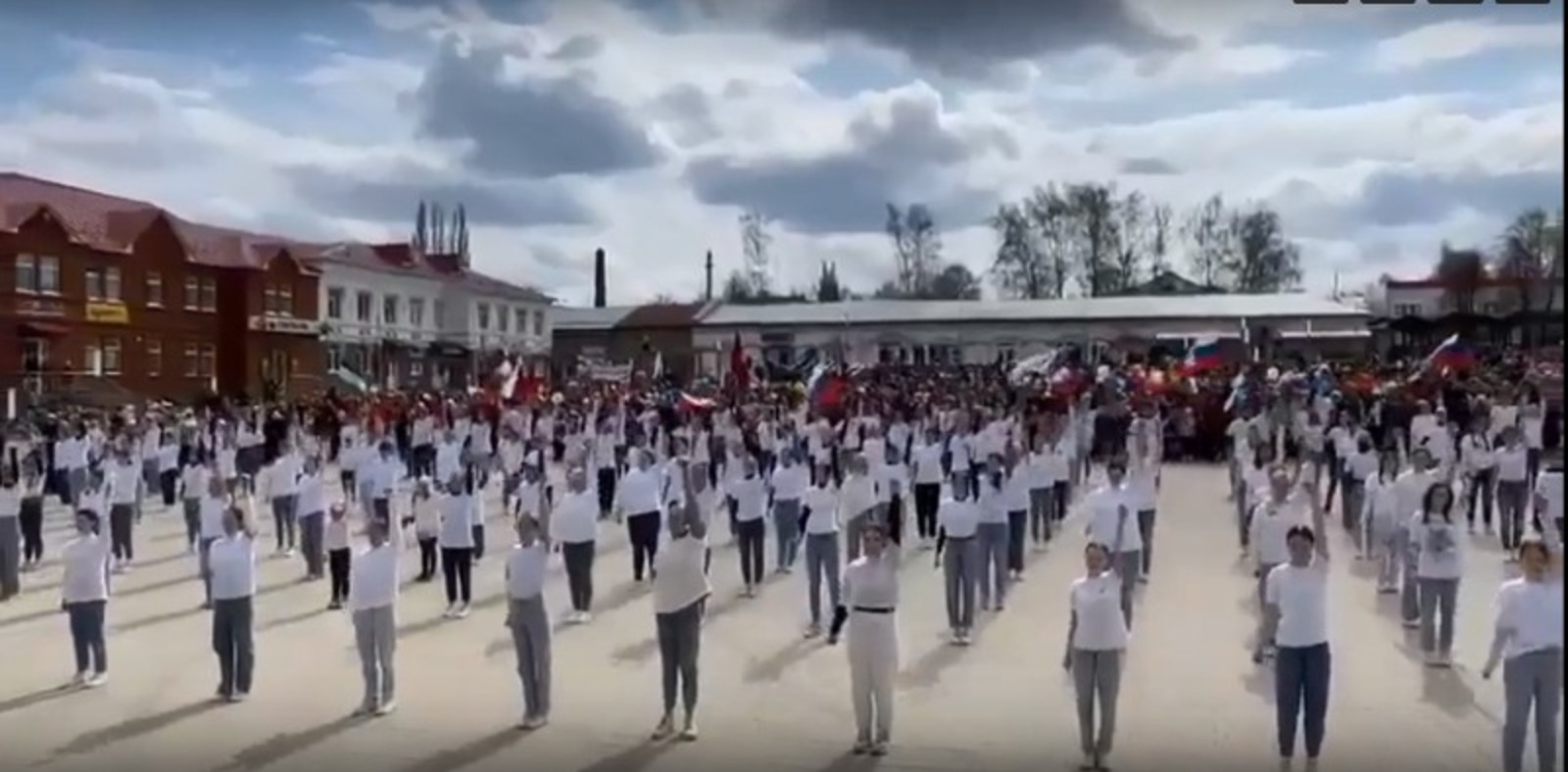 Скриншот видео со страницы Радия Хабирова в соцсетях.