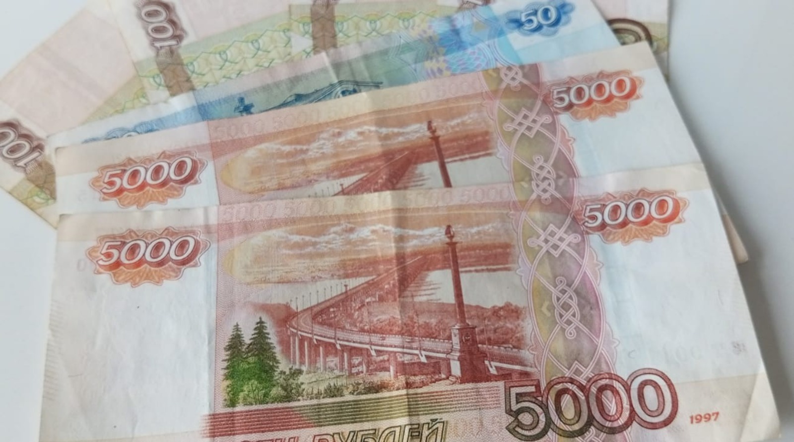 Евгении Сюткиной.