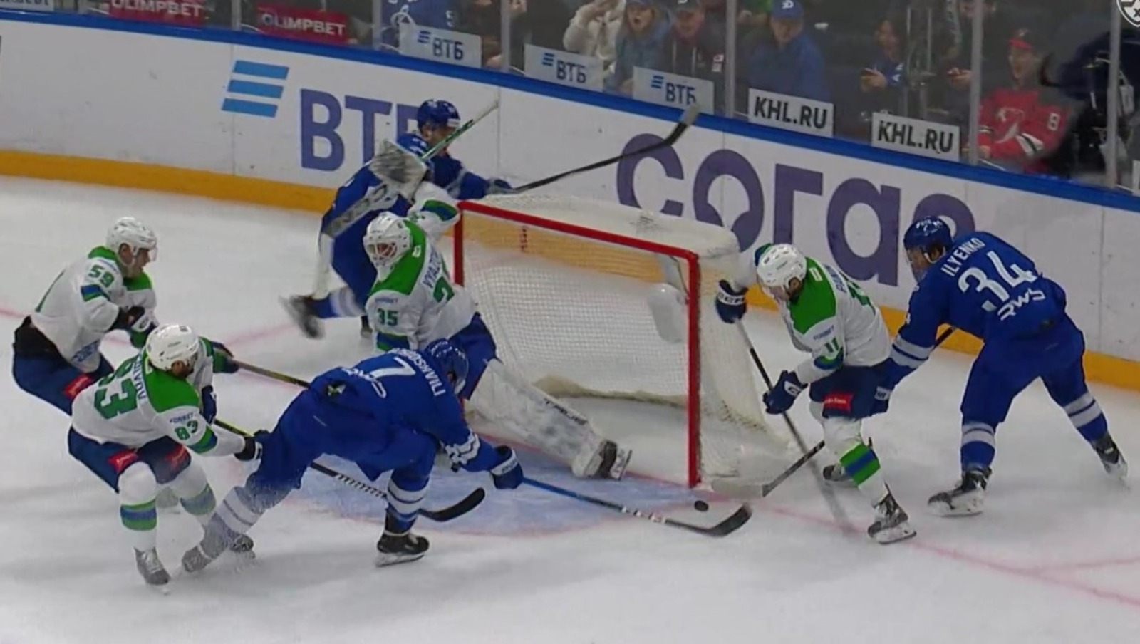 скриншот видео матча.