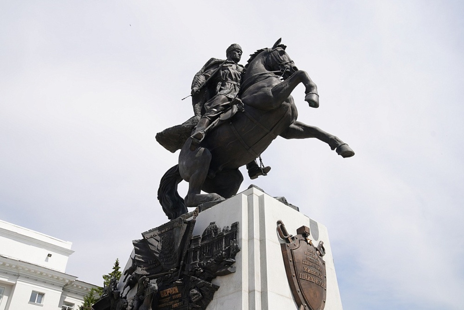 c сайта https://glavarb.ru.