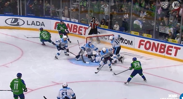 скриншот видео матча.