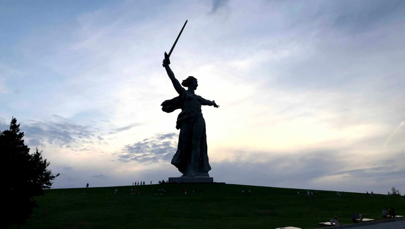 Елены Колоколовой.