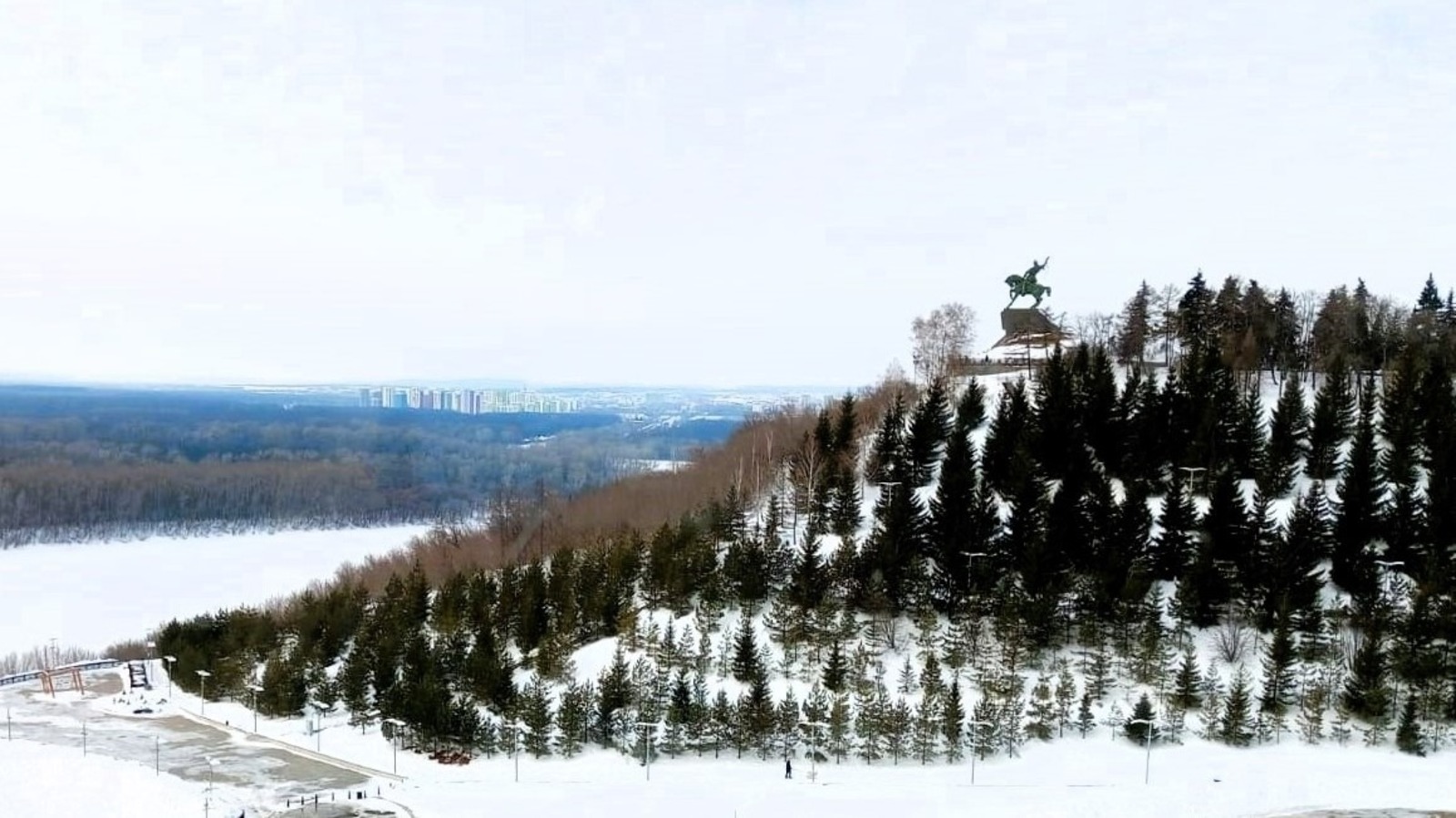 Евгении Сюткиной.