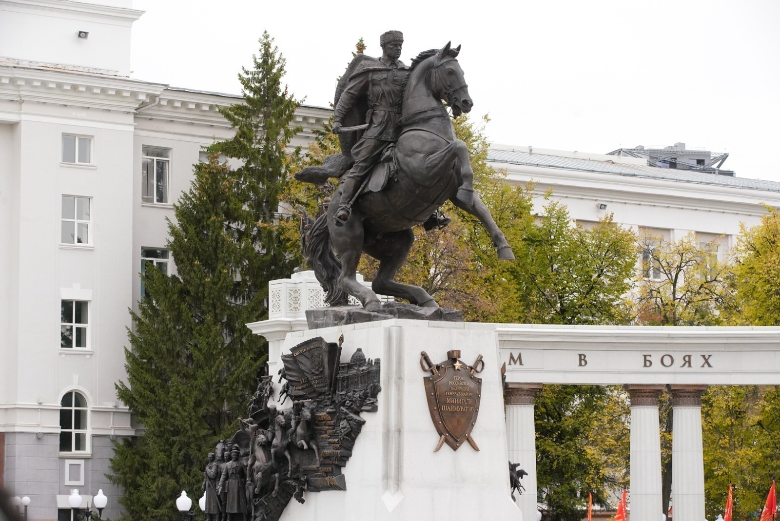 Олега Яровикова.