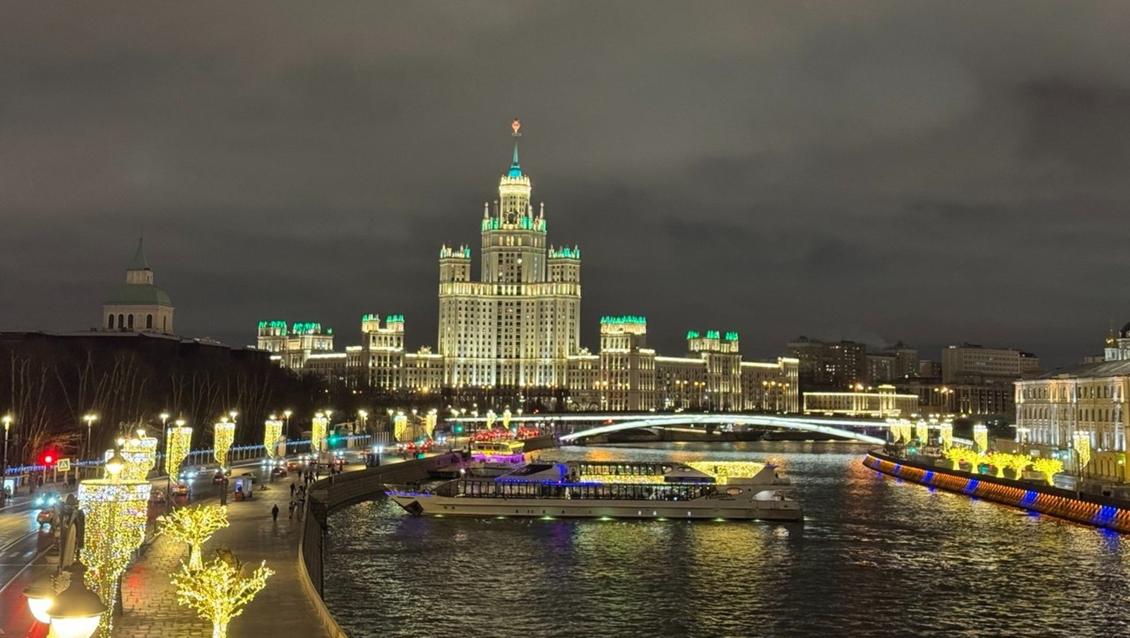 Елены Колоколовой.  "Общественная электронная газета".