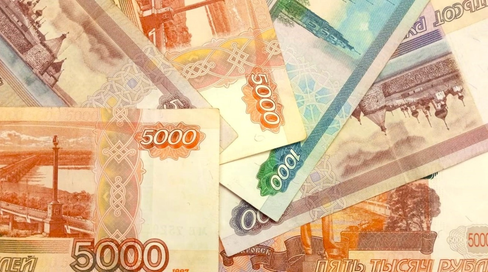 Евгении Сюткиной.