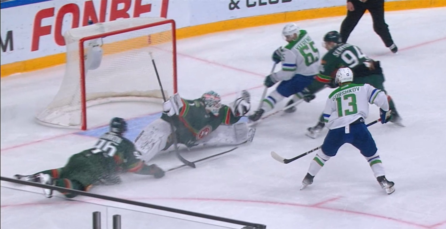 скриншот видео матча.