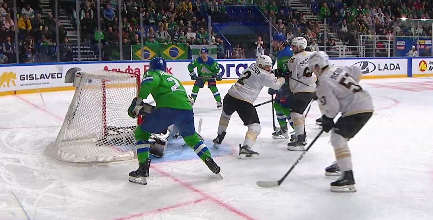 скриншот видео матча. скриншот видео матча.