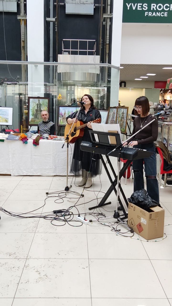 автора. «Общественная электронная газета».