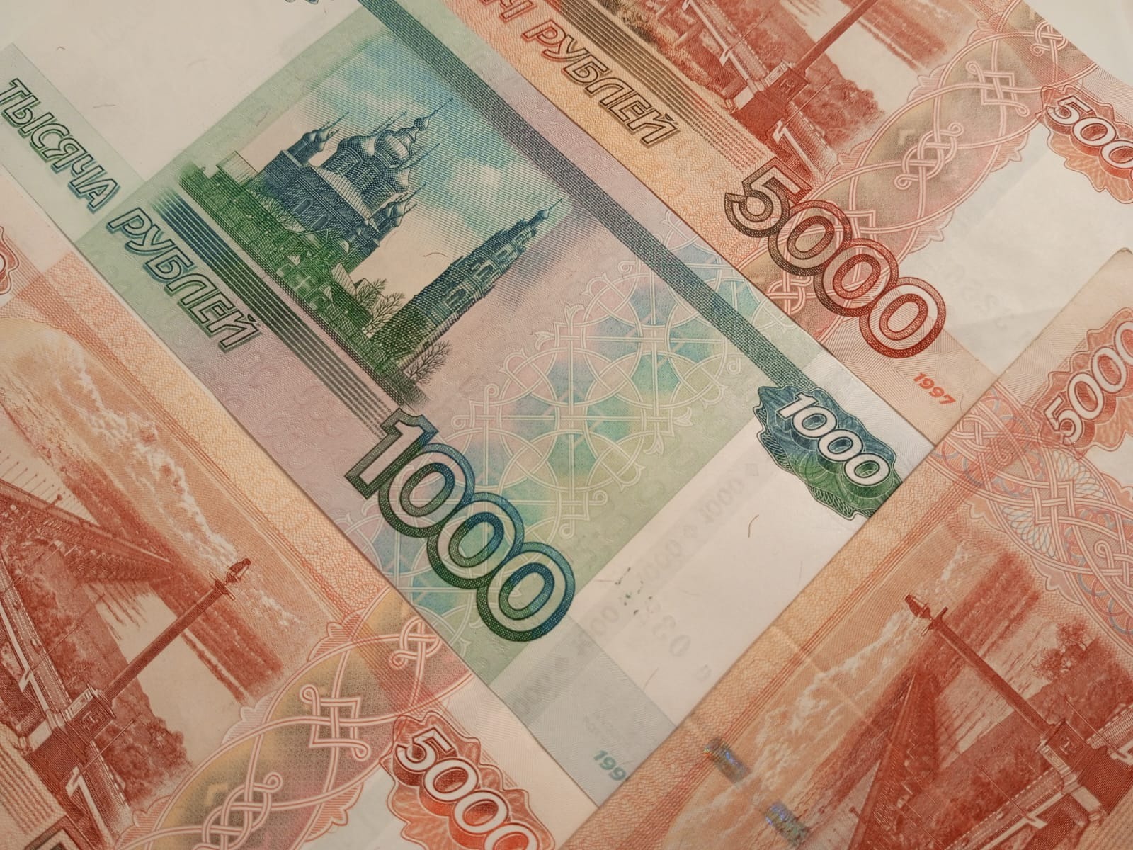 Евгении Сюткиной.