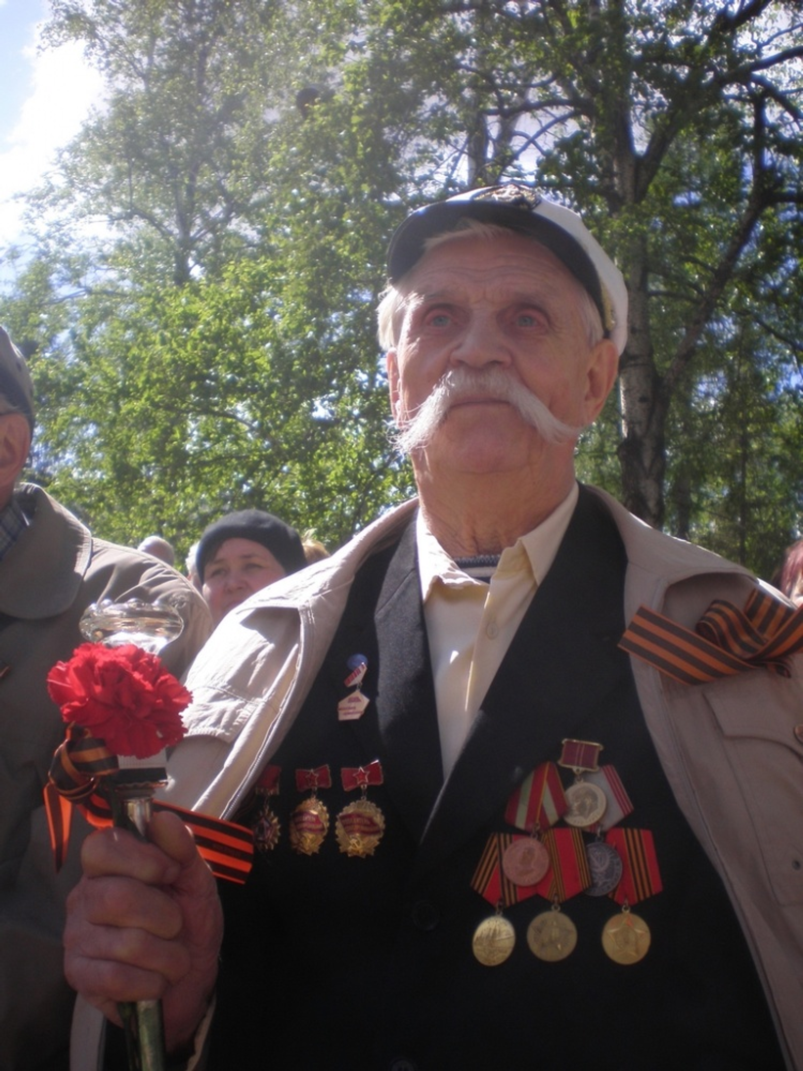 На фото автора Леонид Волков.