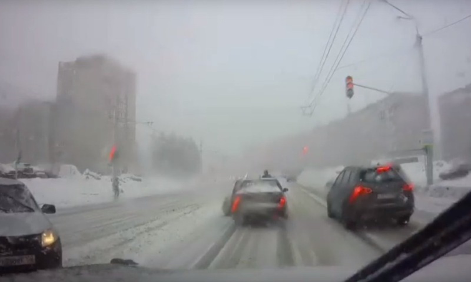 скриншот видео.