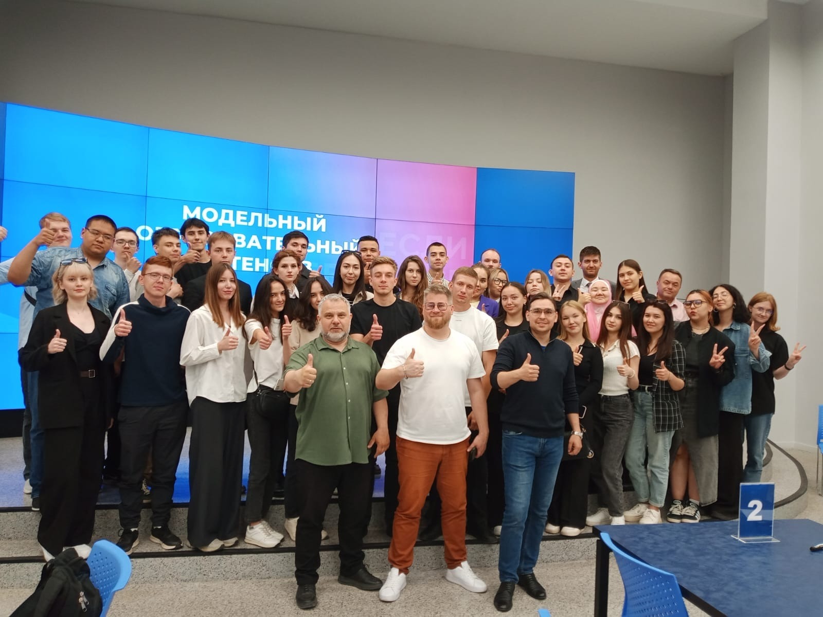 организаторы мероприятия.