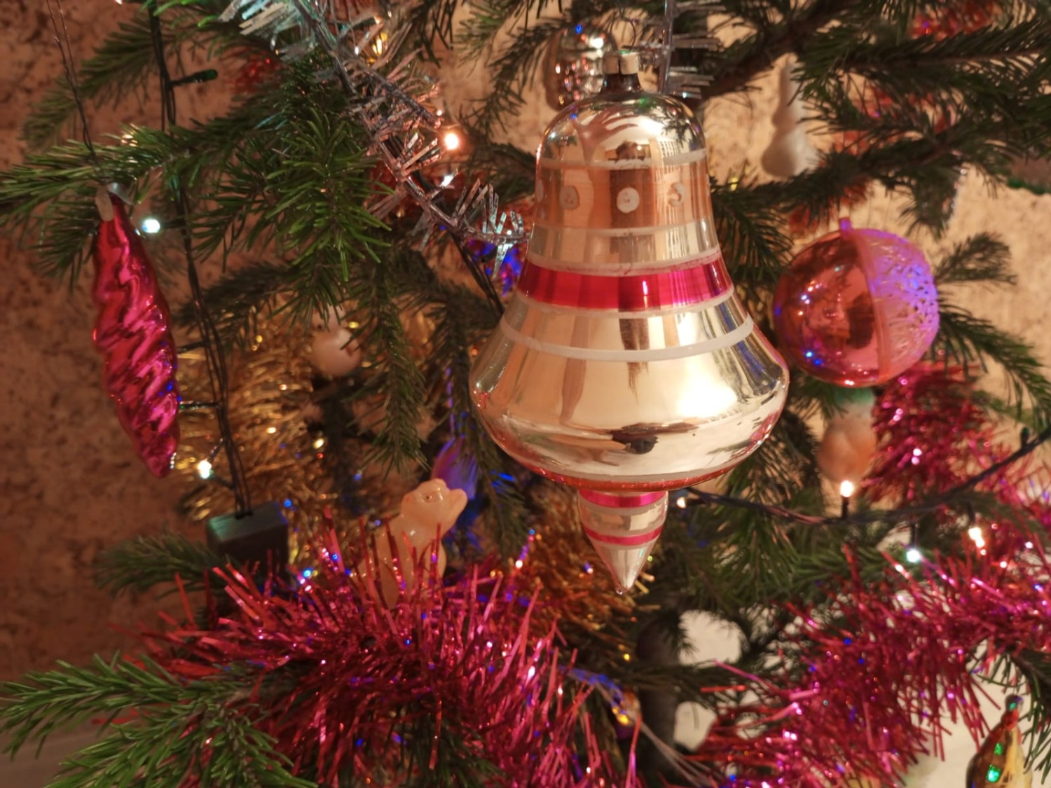 Евгении Сюткиной.