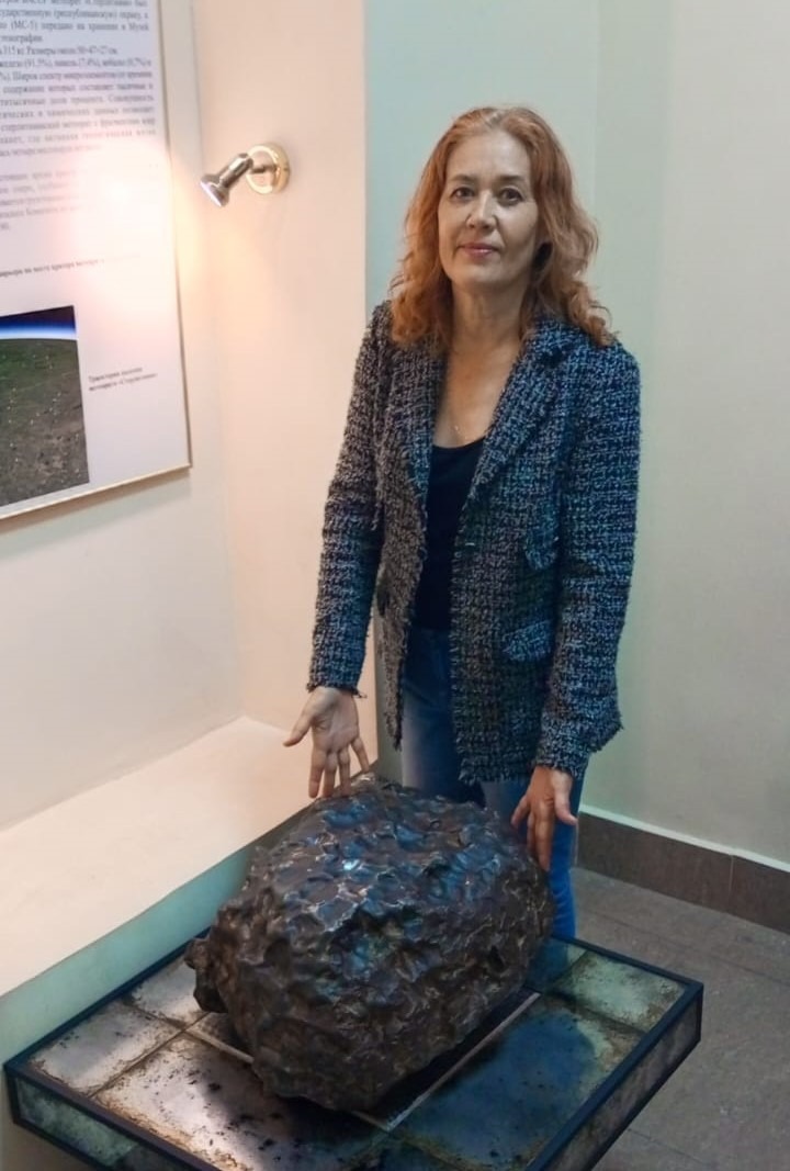 Евгении Сюткиной.