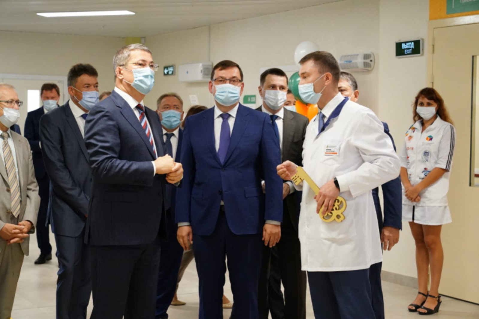 Фото со страницы Радия Хабирова в соцсетях.