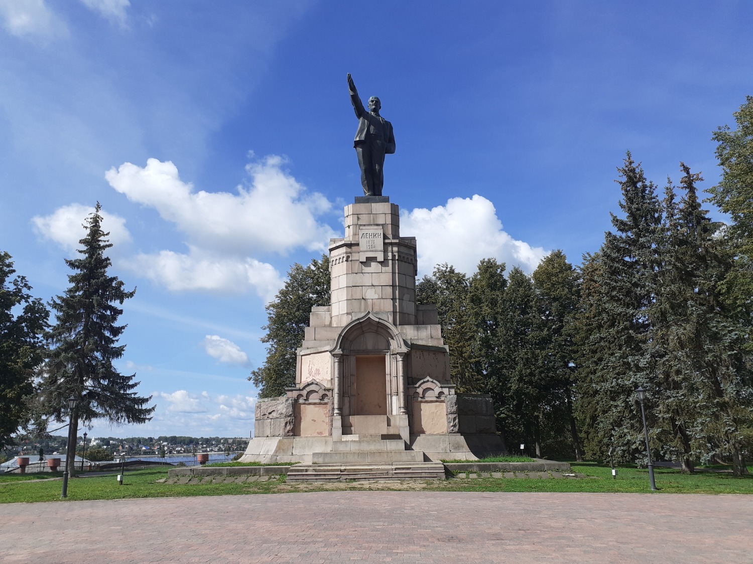 Владимира Шакиева.