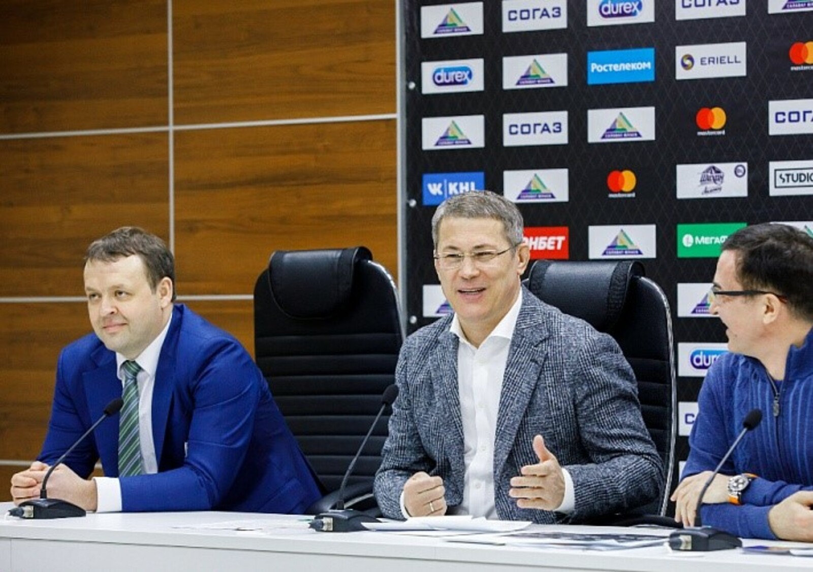 Фото ХК «Салават Юлаев».