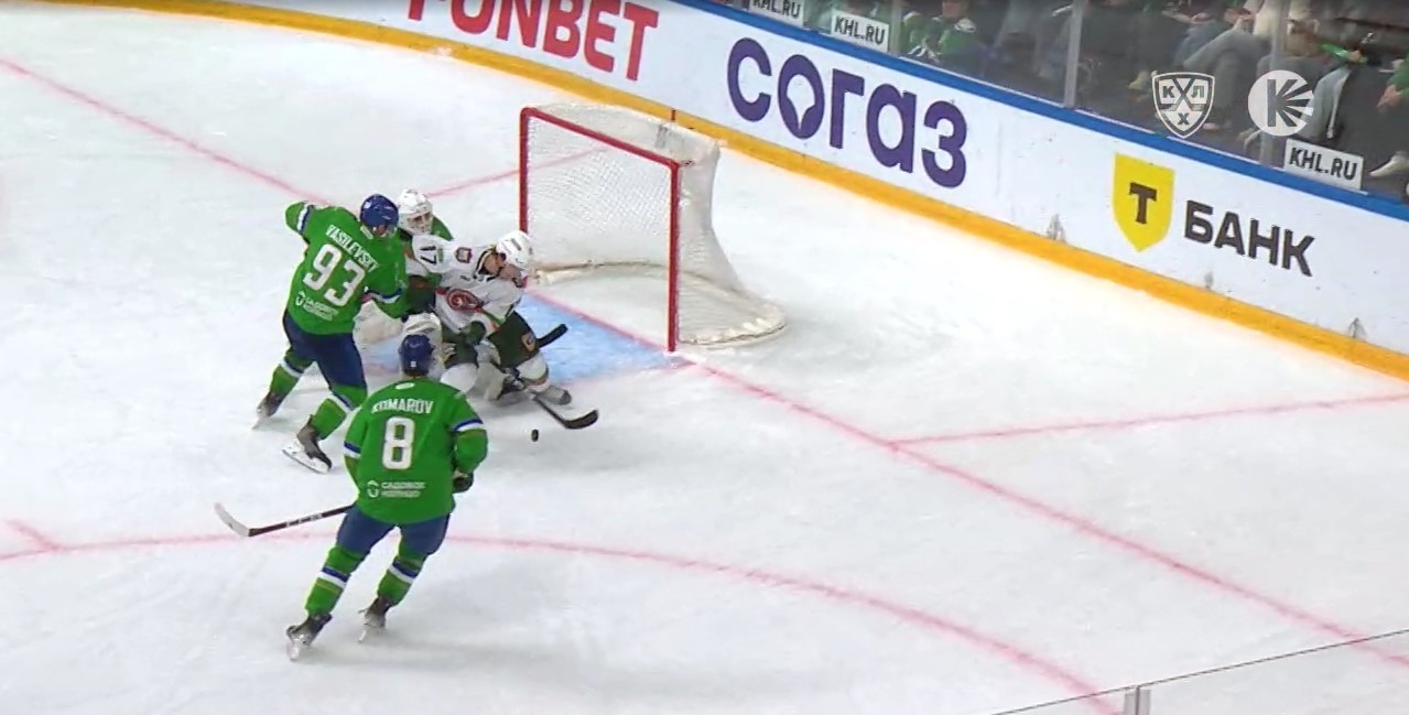 скриншот видео матча. скриншот видео матча.