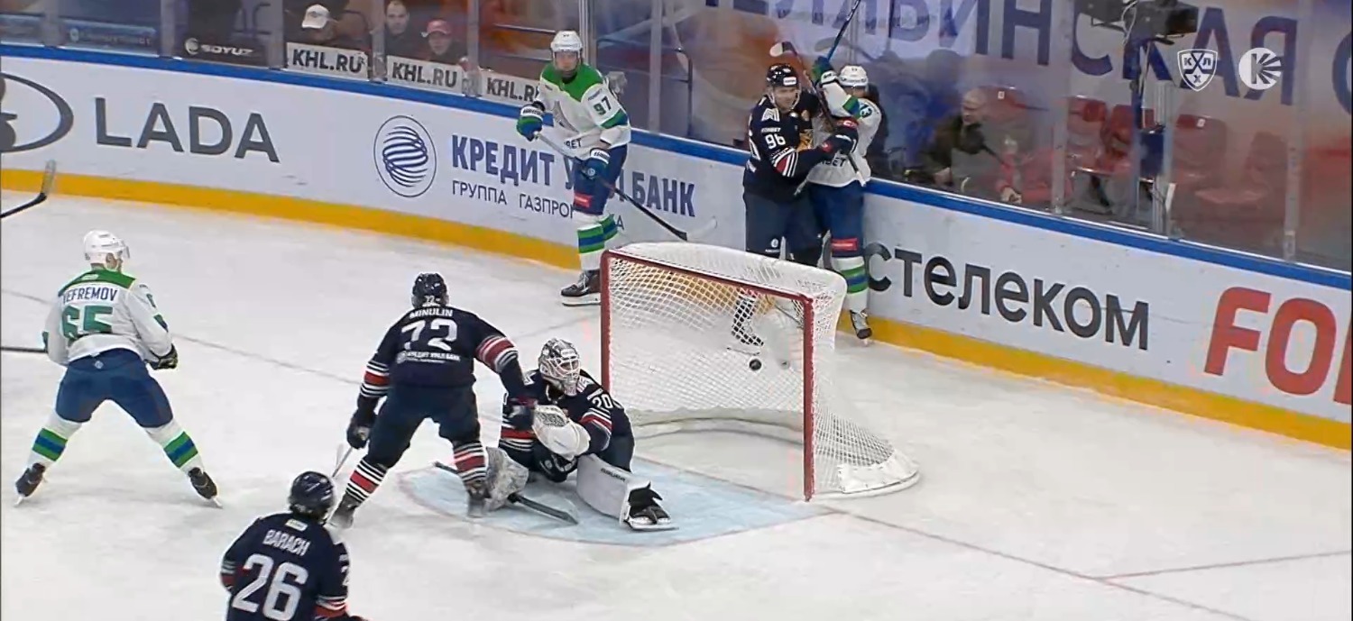 скриншот видео матча.