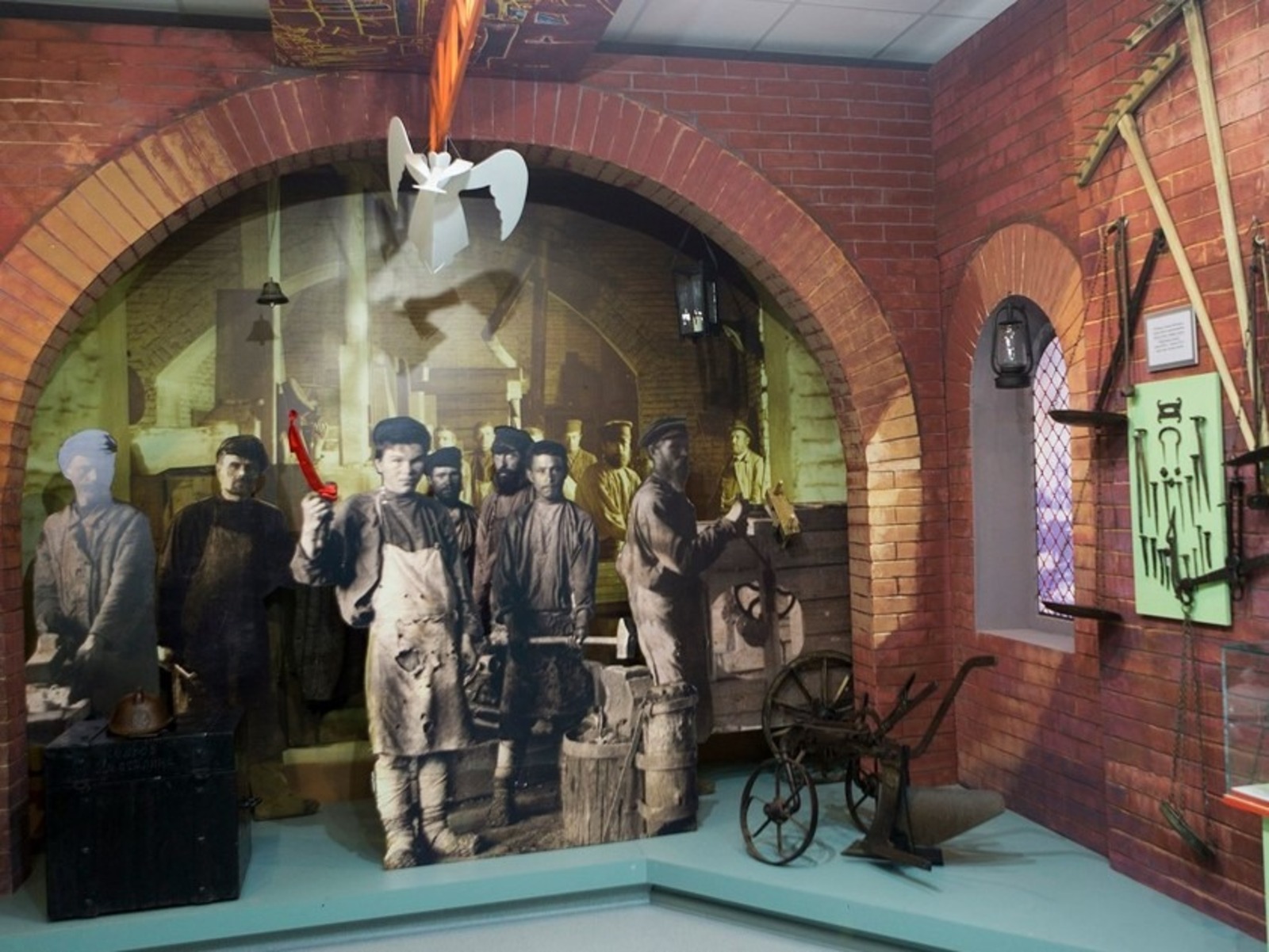 Евгении Сюткиной.