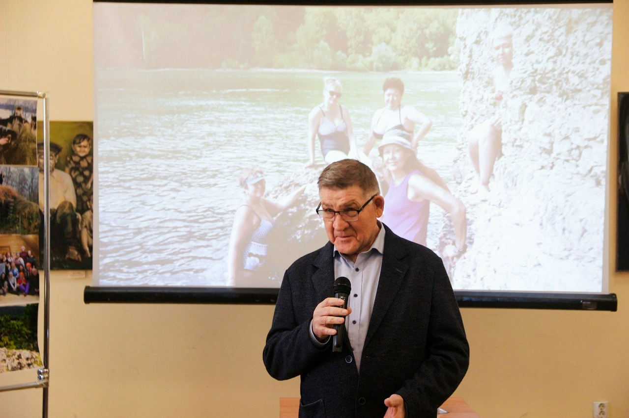 Александра Иванова. «Общественная электронная газета».