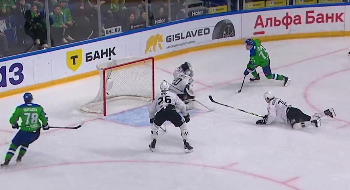 скриншот видео матча. скриншот видео матча.