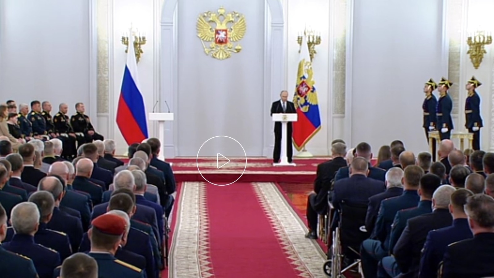 с сайта kremlin.ru. скриншот видео.