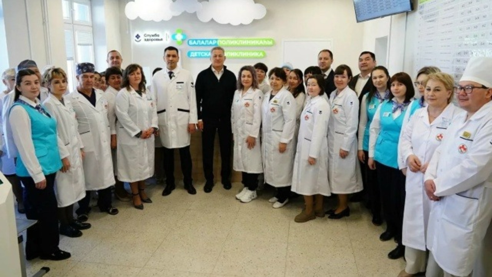 со страницы Радия Хабирова в соцсетях. Соцсети Радия Хабирова.