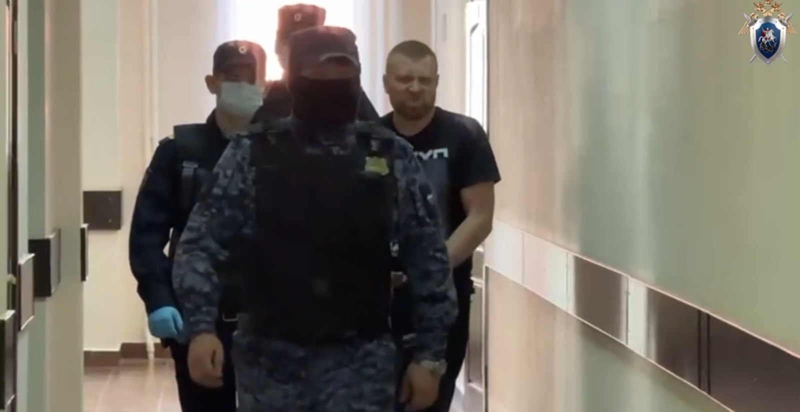 скриншот видео.