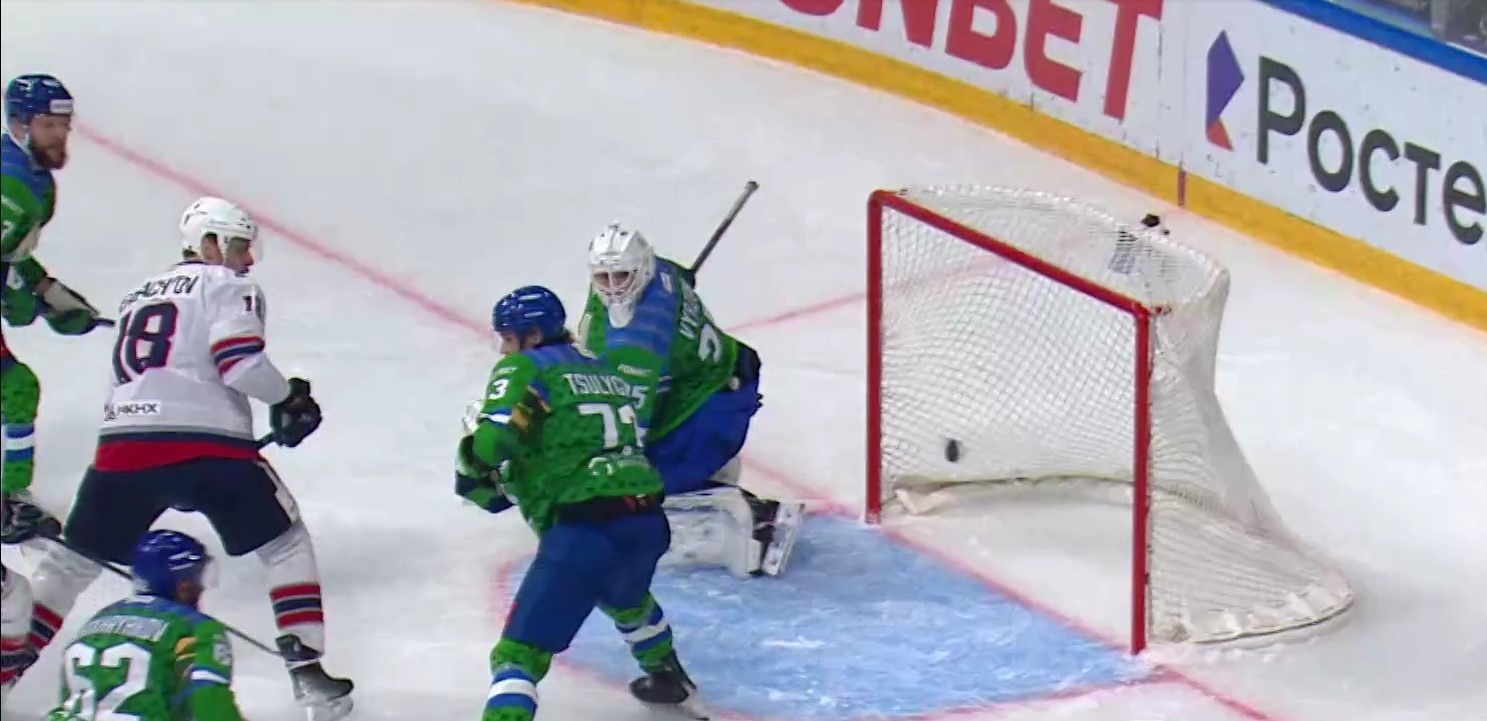 скриншот видео матча. скриншот видео матча.