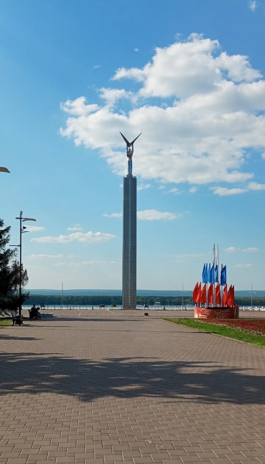 Евгении Сюткиной. «Общественная электронная газета».