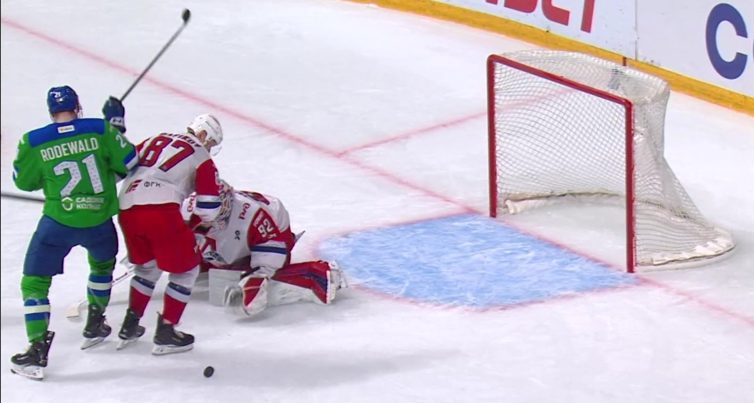 скриншот видео матча. скриншот видео матча.