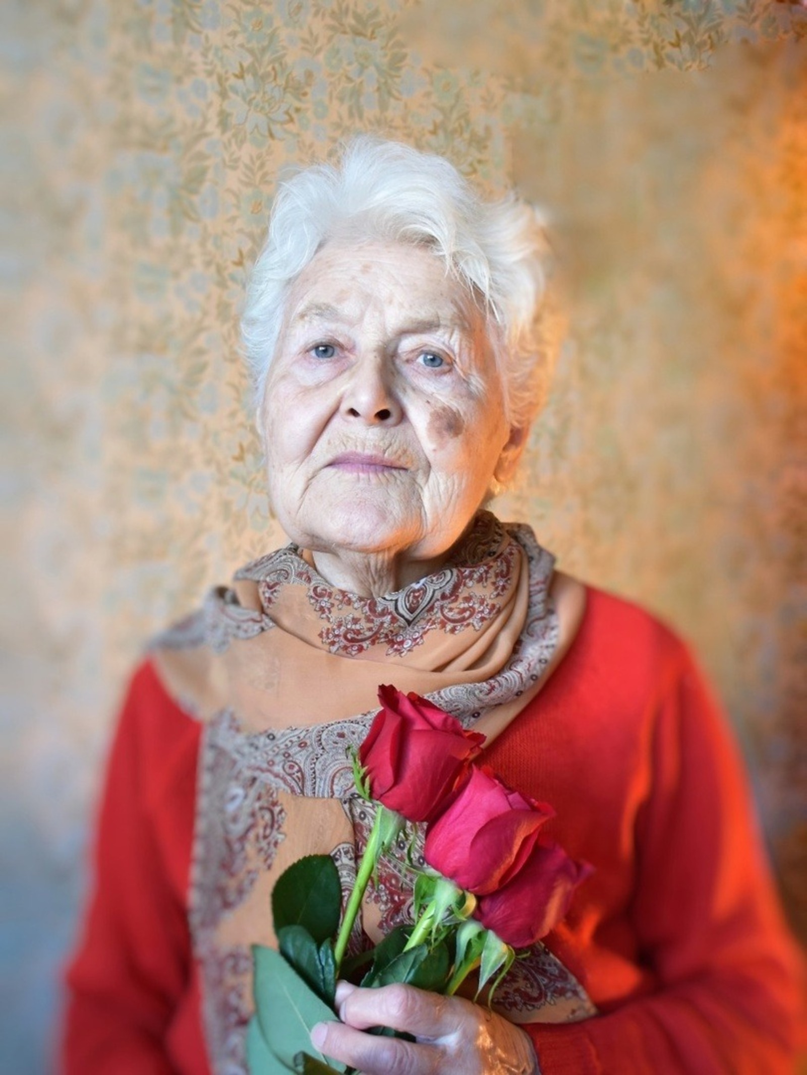 Евгении Сюткиной.