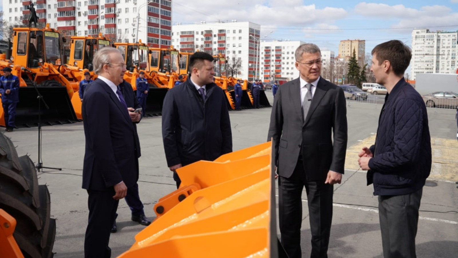 со страницы Радия Хабирова в соцсетях.