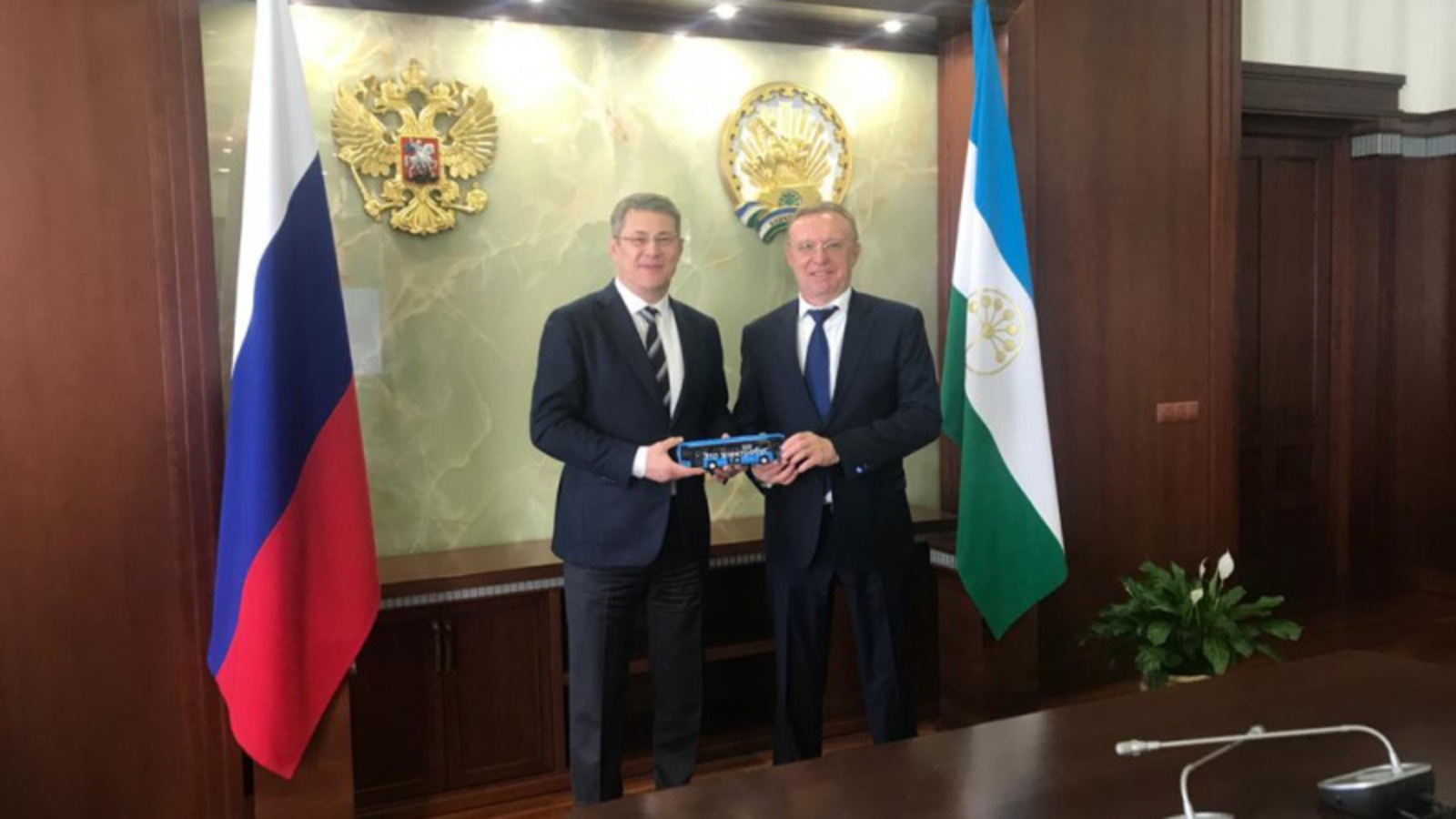 Фото со страницы Радия Хабирова в соцсетях.