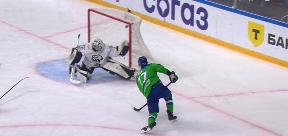 скриншот видео матча. скриншот видео матча.