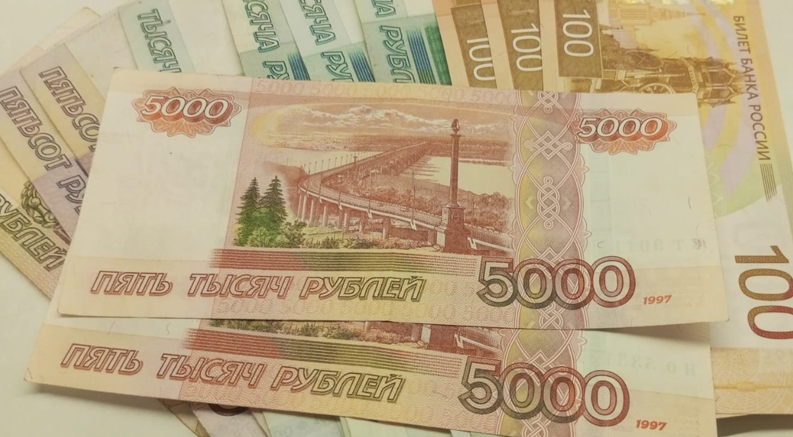 Евгении Сюткиной.