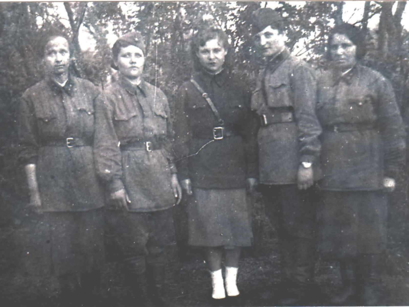 В центре - Мария Салманова. Фото предоставлено автором.