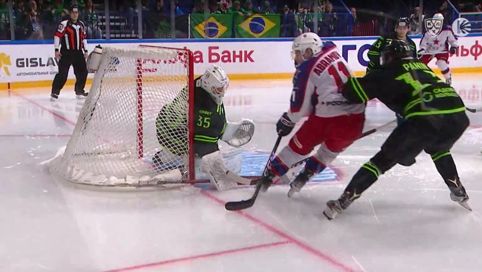 скриншот видео матча. скриншот видео матча.