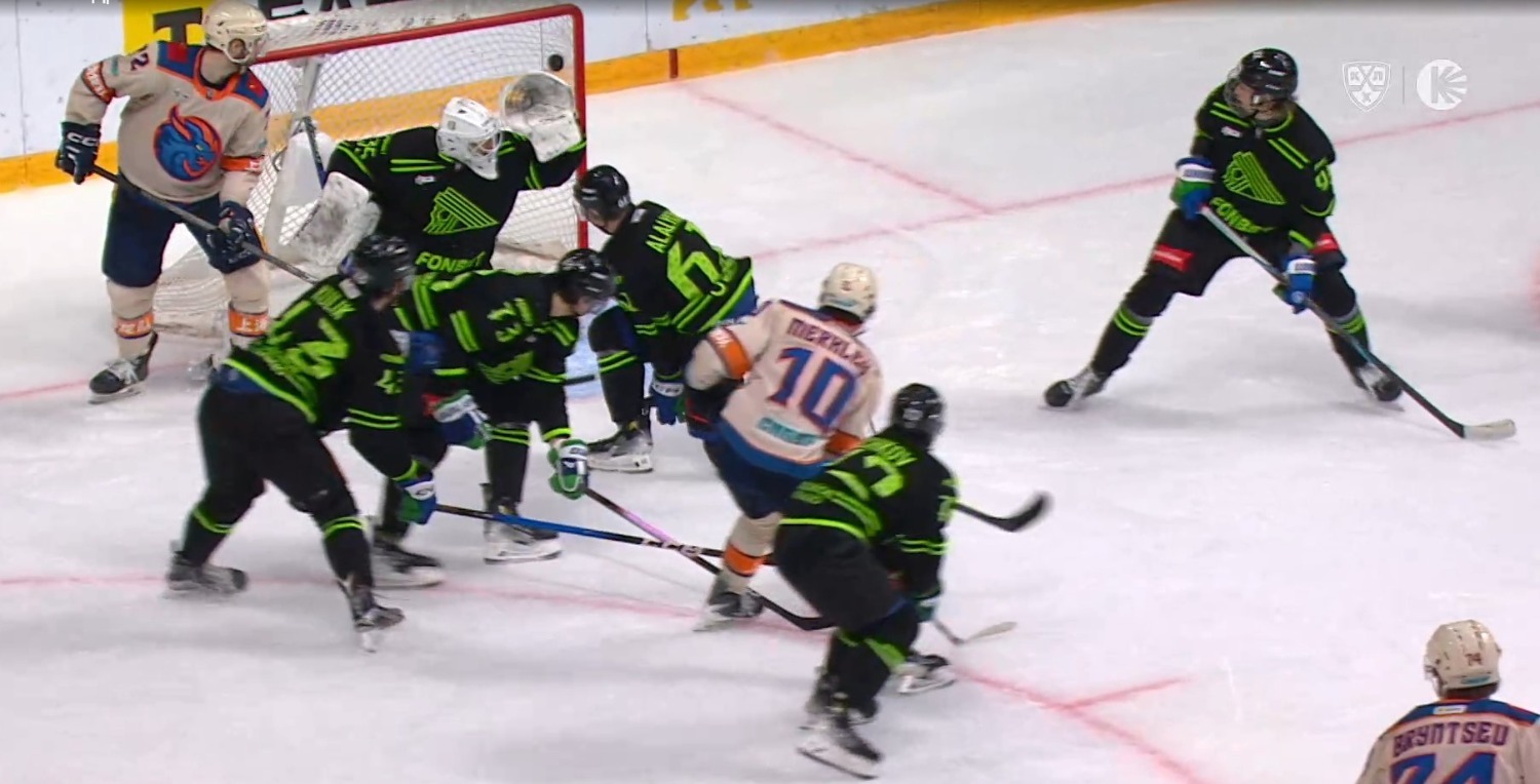 скриншот видео матча. скриншот видео матча.