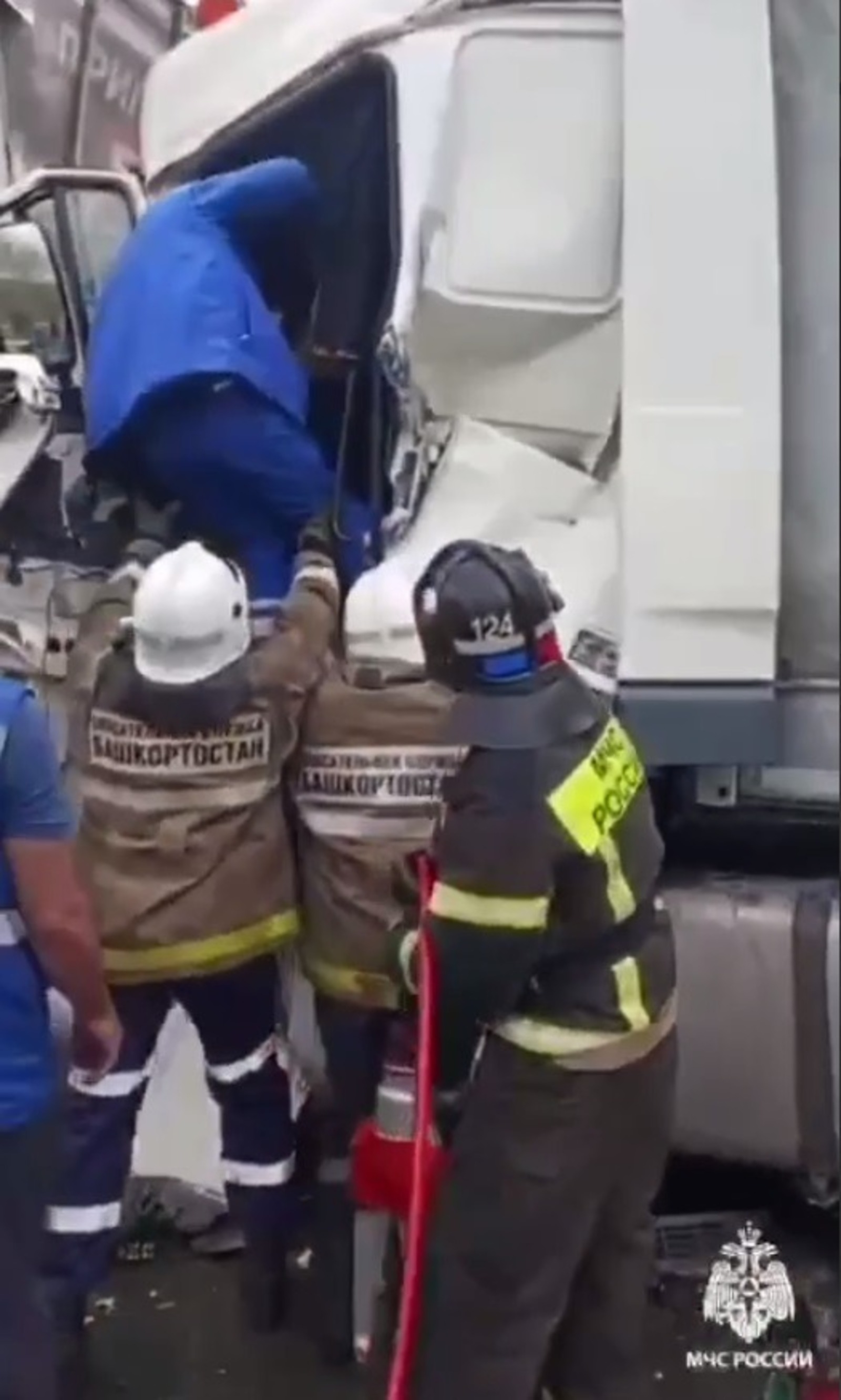 ГУ МЧС РФ по РБ, скриншот видео.