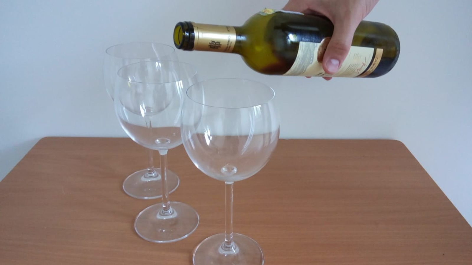 Евгении Сюткиной.