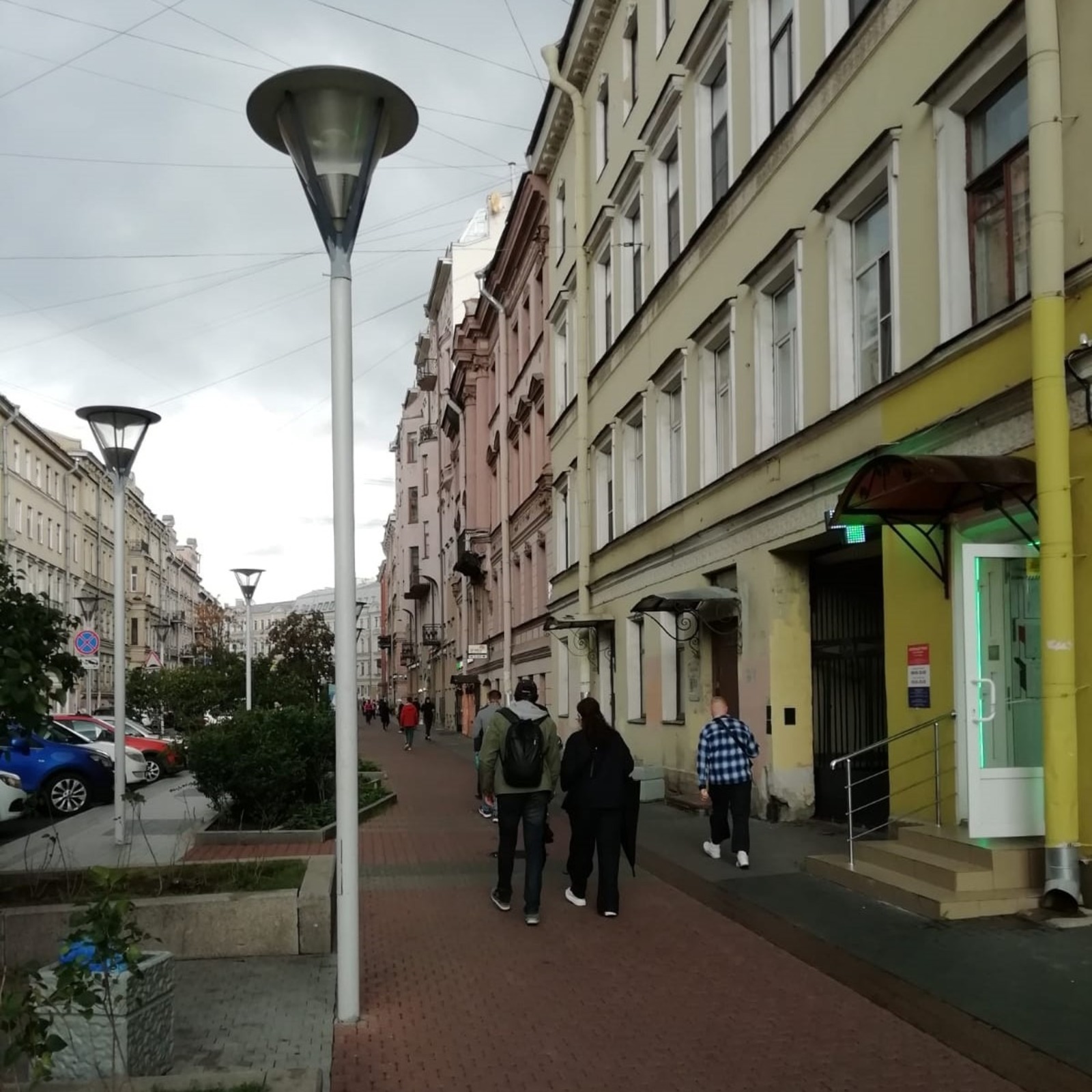 Ларисы Ветлугиной.  на улицах Санкт-Петербурга.