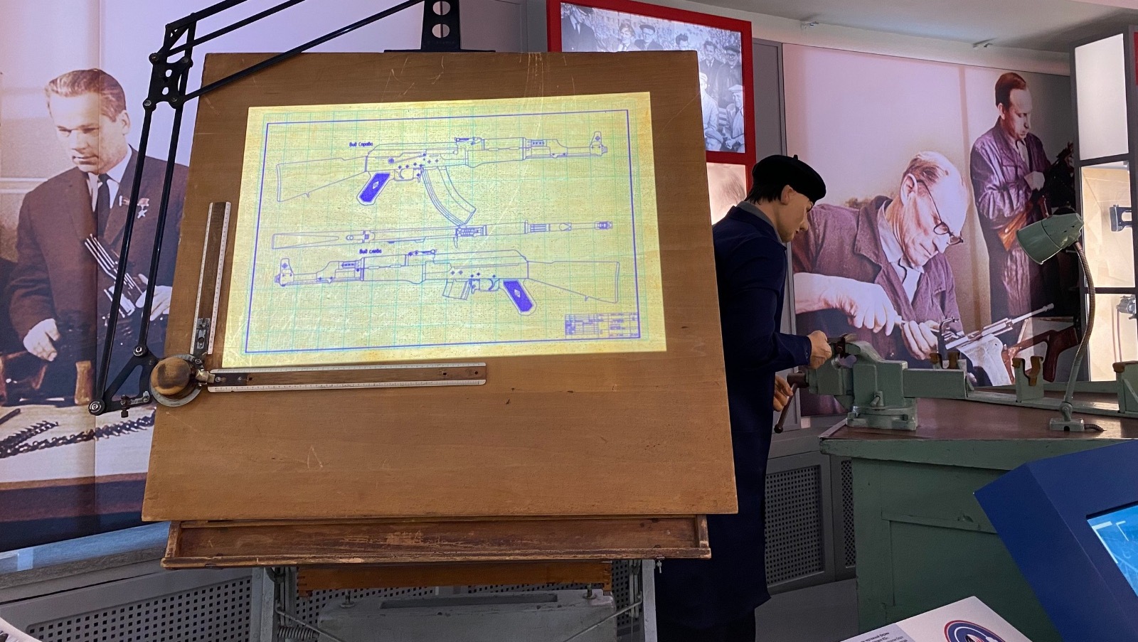 Елены Колоколовой.