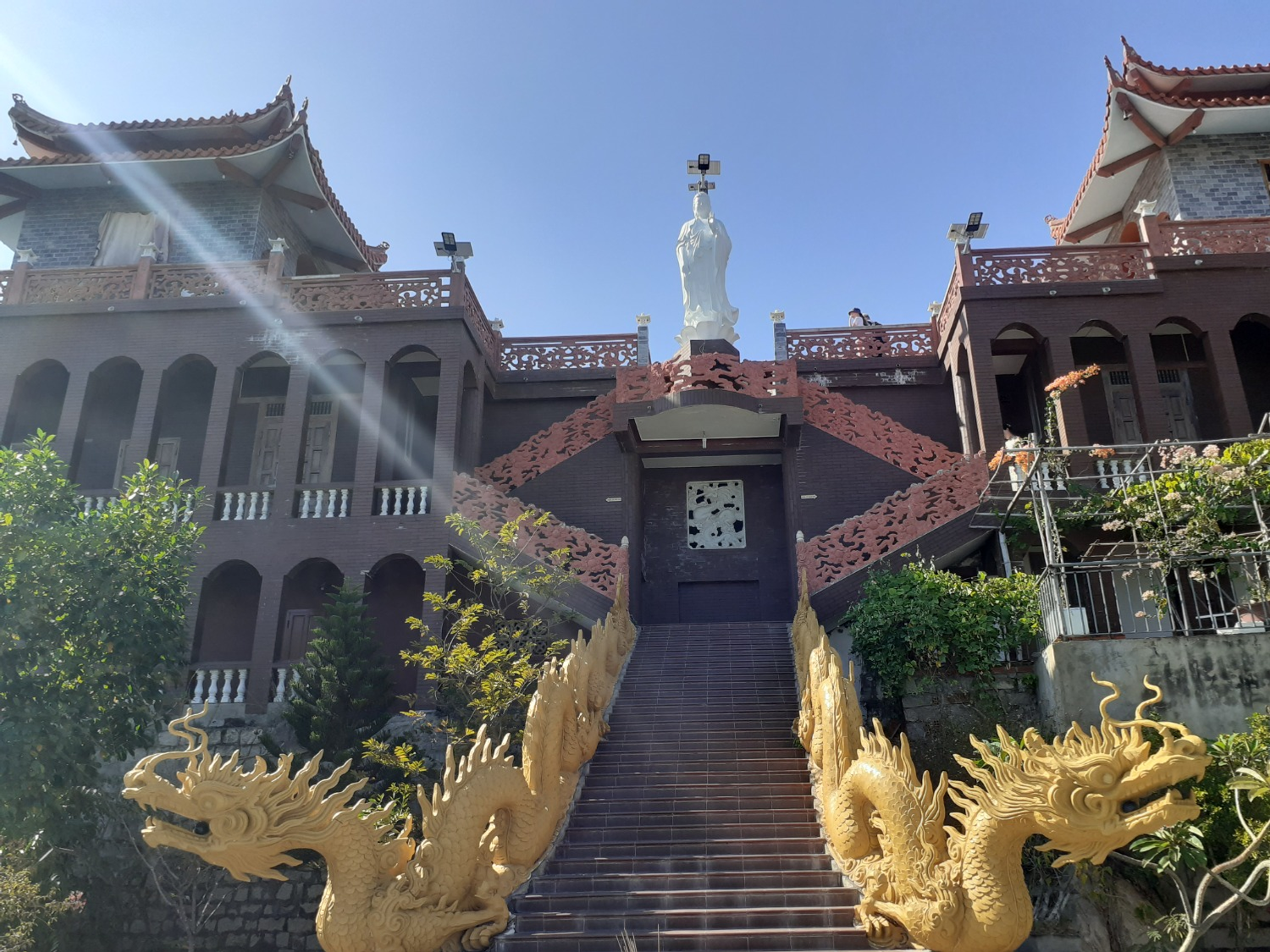 Владимира Шакиева. «Общественная электронная газета».