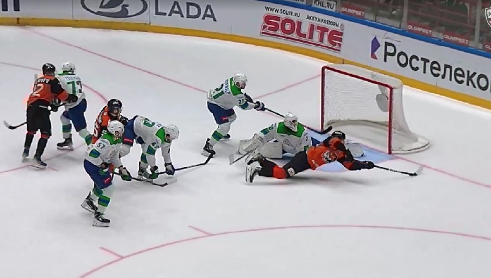 скриншот видео матча. скриншот видео матча.