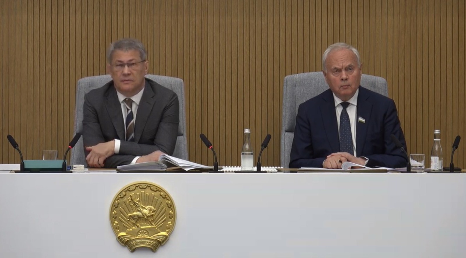 скриншот видео.