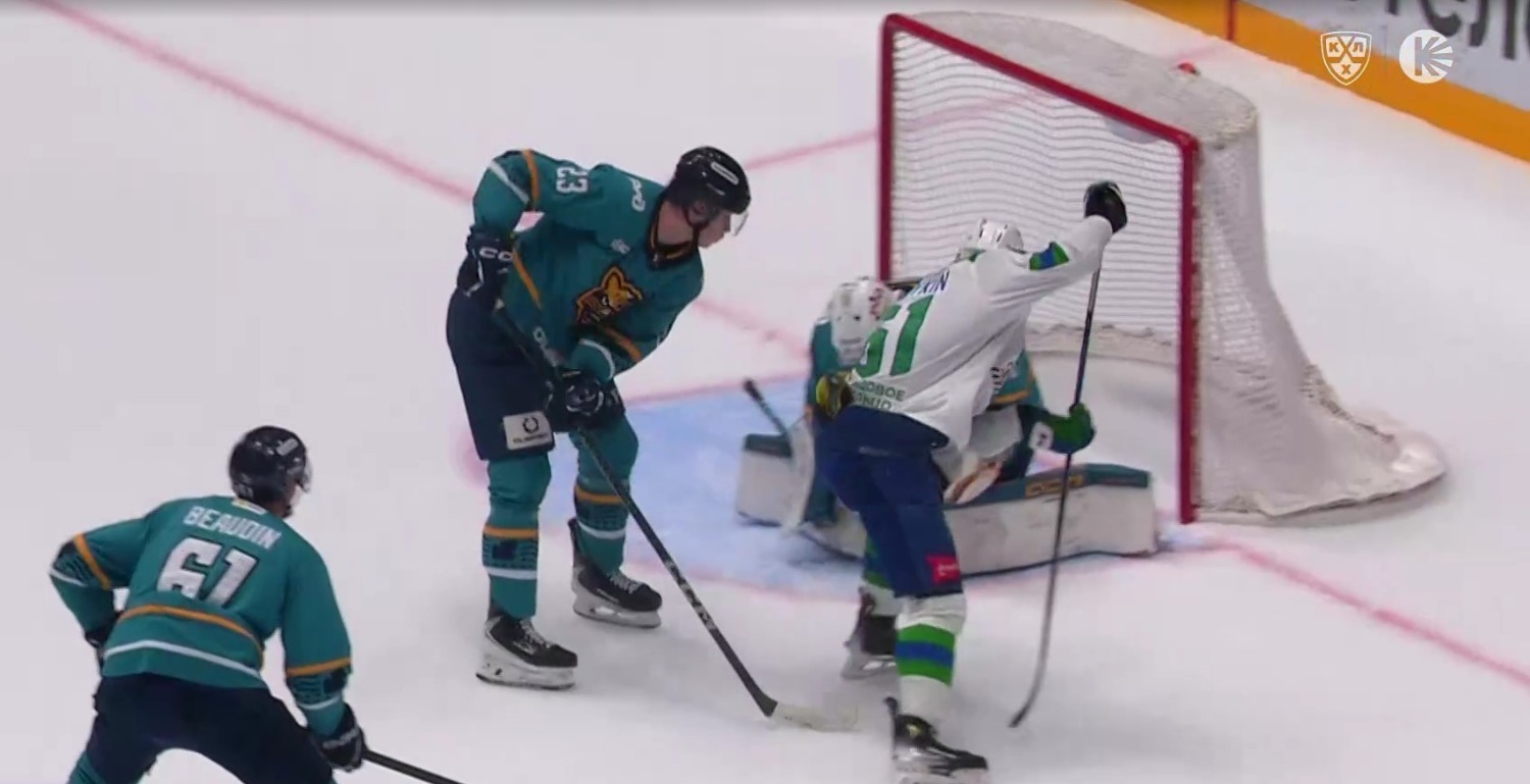 скриншот видео матча. скриншот видео матча.