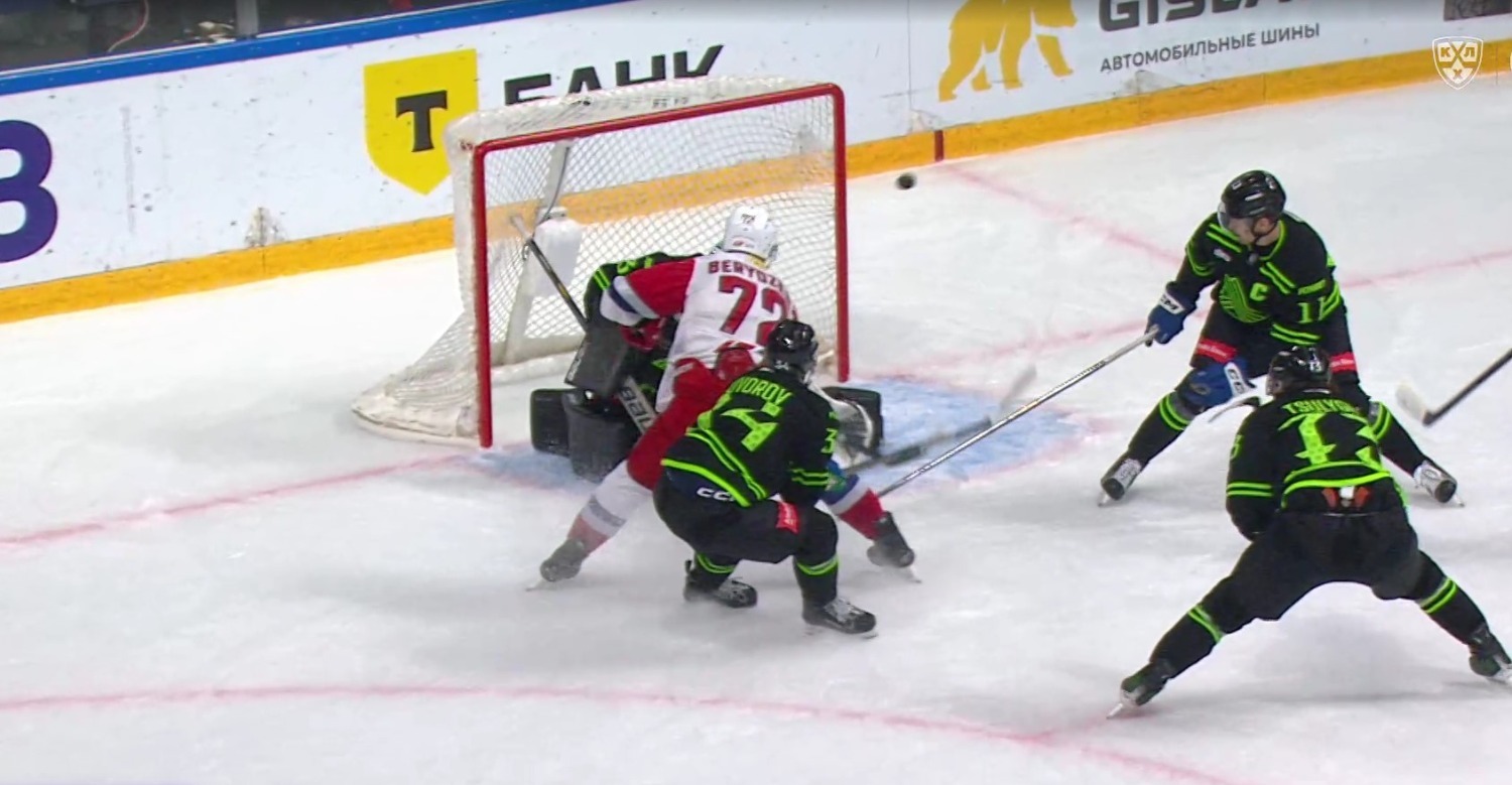 скриншот видео матча. скриншот видео матча.